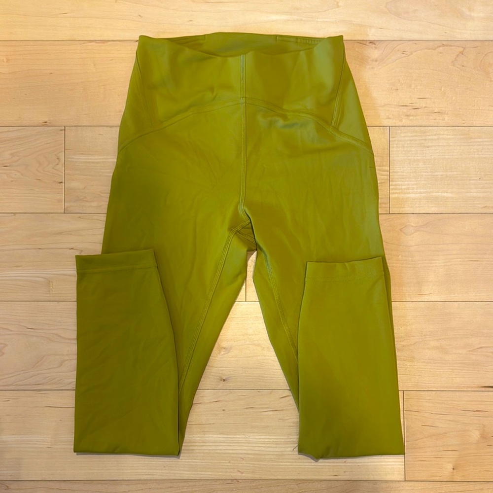 Lululemon Base Pace Legging